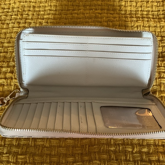 Michael Kors Collection Cream and Gray Wallet with MK Pattern and Wrist Strap - Picture 6 of 12